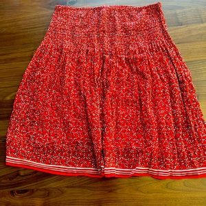 Max studio red floral skirt, size S